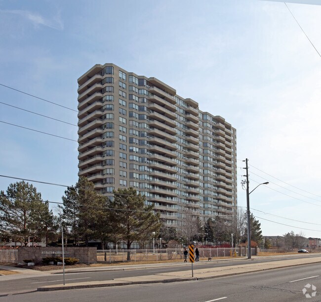 Photo principale - 1 Greystone Walk Dr
