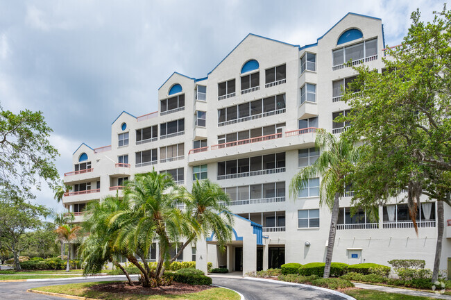 Building Photo - Crystal Bay at Feather Sound