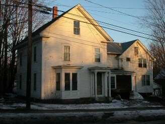 Primary Photo - 34 Henniker St