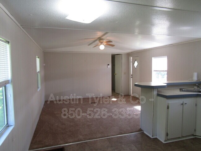 Building Photo - 5154 Hudson Dr