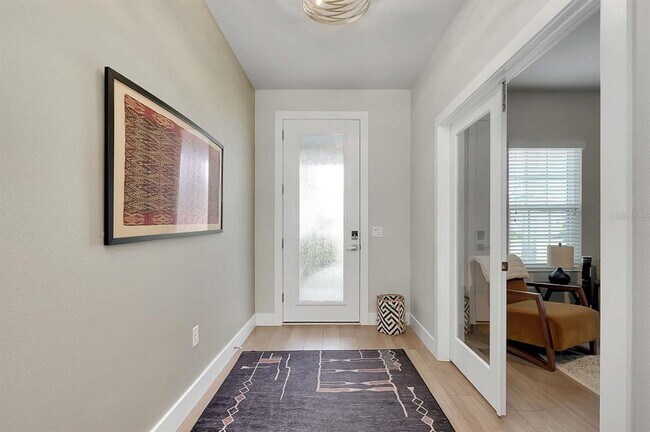 Foto del edificio - 12177 Stuart Dr