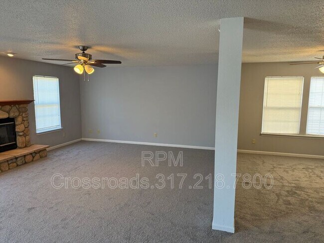 Building Photo - 8832 Taggart Dr