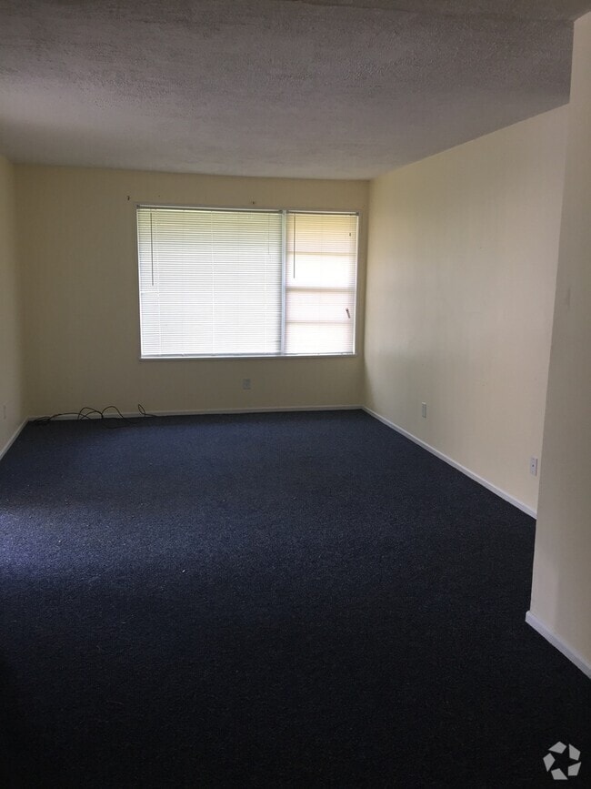 Building Photo - 1541 Wyman St NE
