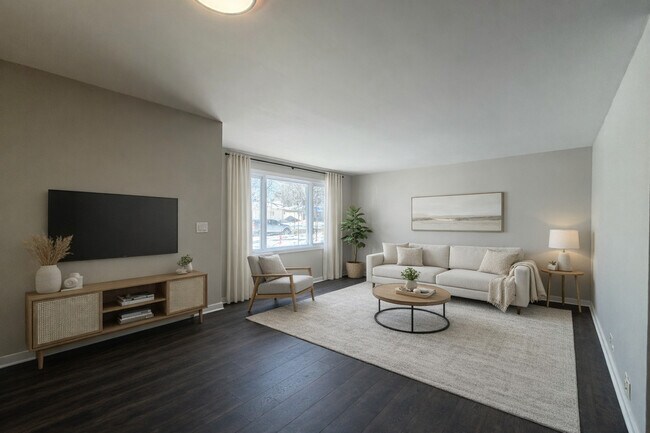 Foto del edificio - 155 W Wayne Pl