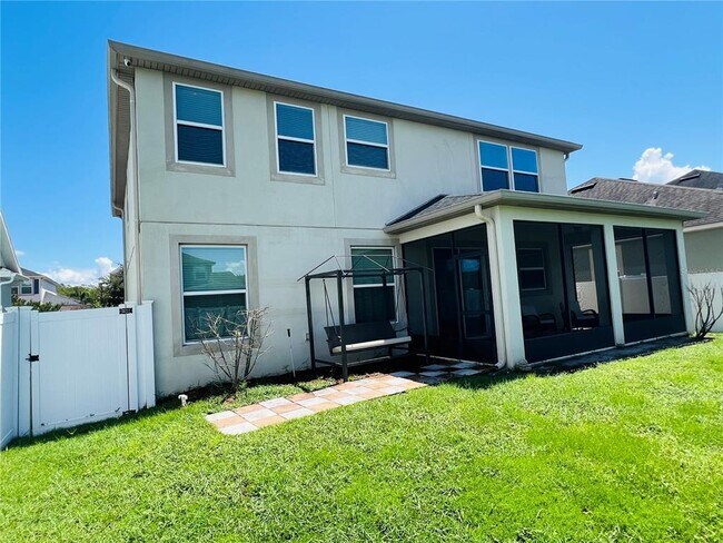 Foto del edificio - 8622 Lovett Ave