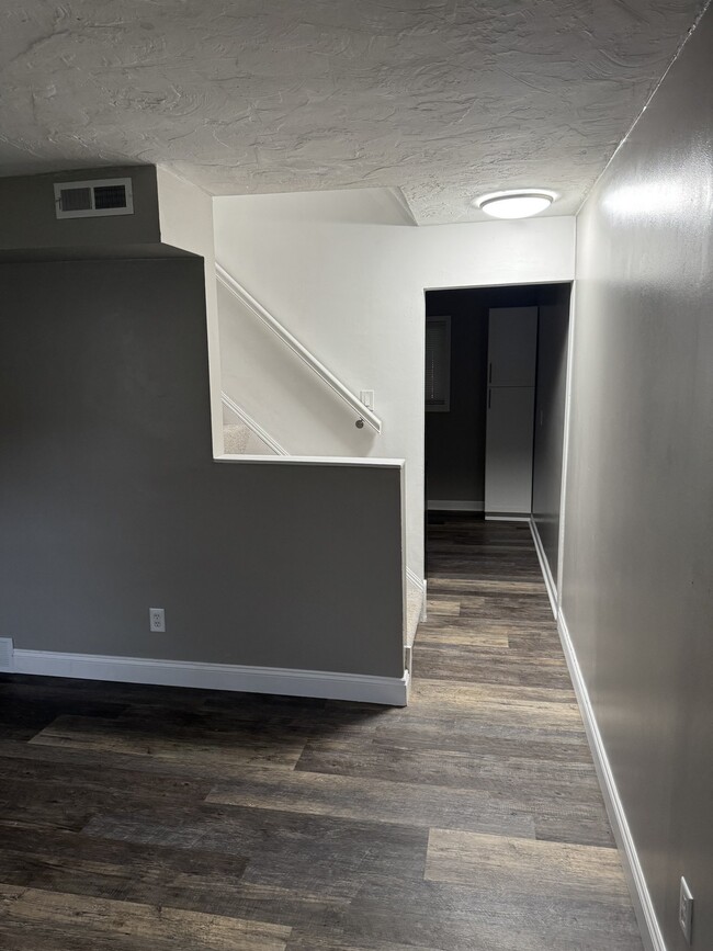 Building Photo - 15000 Ridgewick Dr
