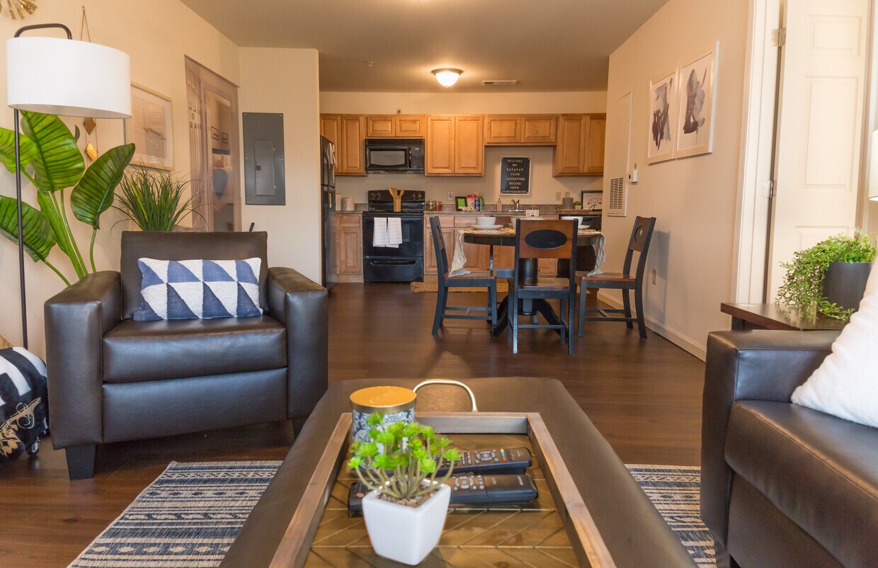 The Grove at Moscow Apartments 209 Southview Ave Moscow, ID