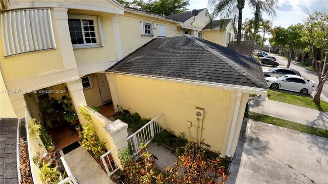 Building Photo - 11844 SW 97th Terrace