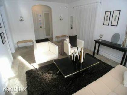 Building Photo - 1 br, 1 bath  - 440 W BARRY Apt 304 Unit 304