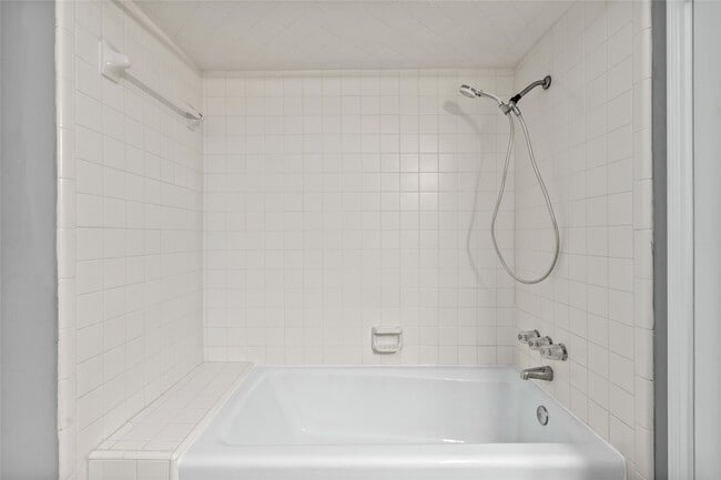 Building Photo - 53 River Creek Way