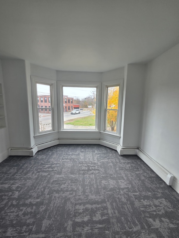 Building Photo - 93 Washington St N