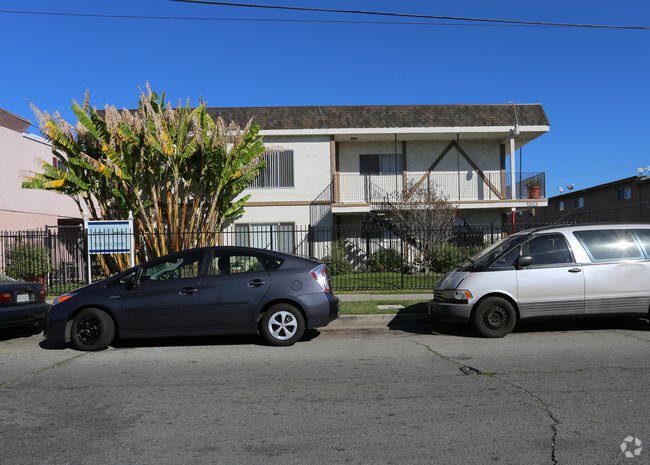 Building Photo - 12023 Runnymede St