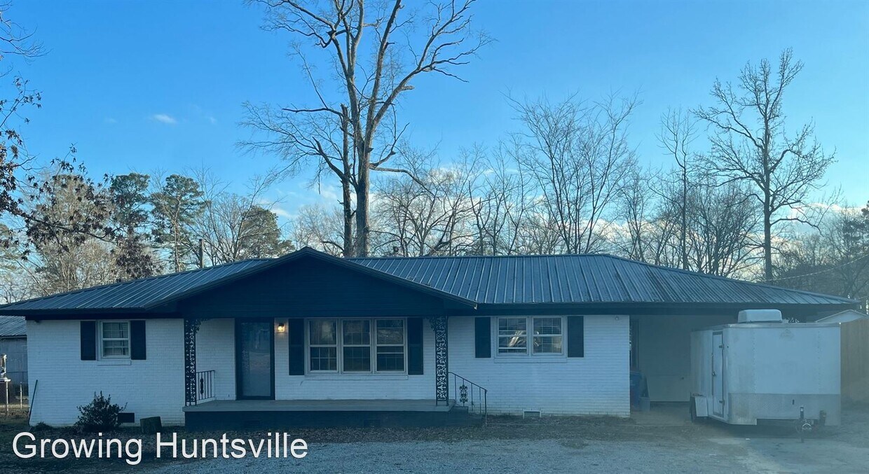 304 Longhorn Pass NW, Hartselle, AL 35640 House Rental in Hartselle