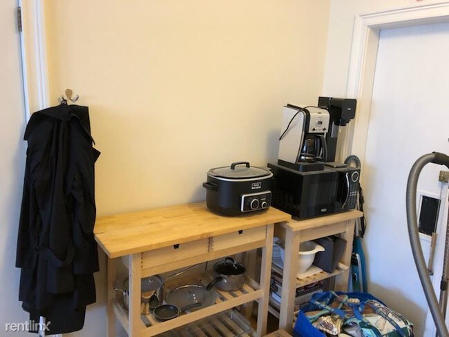 Foto del edificio - Studio, 1 bath  - 901 Beacon St # 901