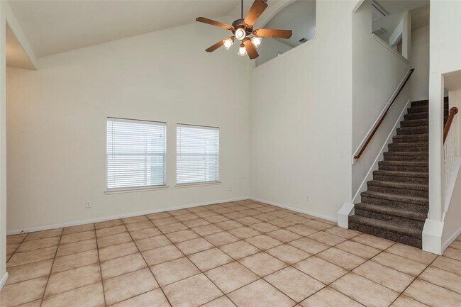 Foto del edificio - 10814 Windfern Lakes St