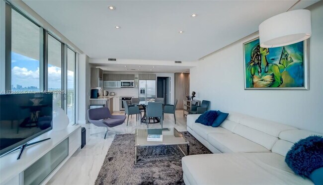 Foto del edificio - 6700 Indian Creek Dr