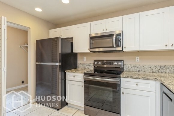 Building Photo - 8048 NW 41st Ct