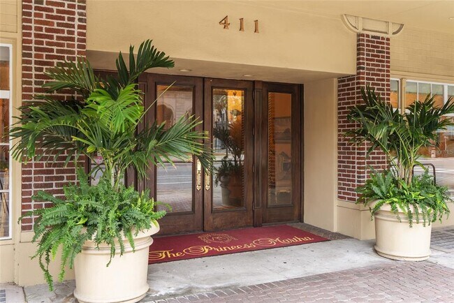 Foto del edificio - 411 1st Ave N
