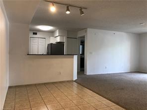 Building Photo - 8275 Ibis Club Dr