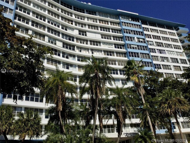 Foto del edificio - 7441 Wayne Ave