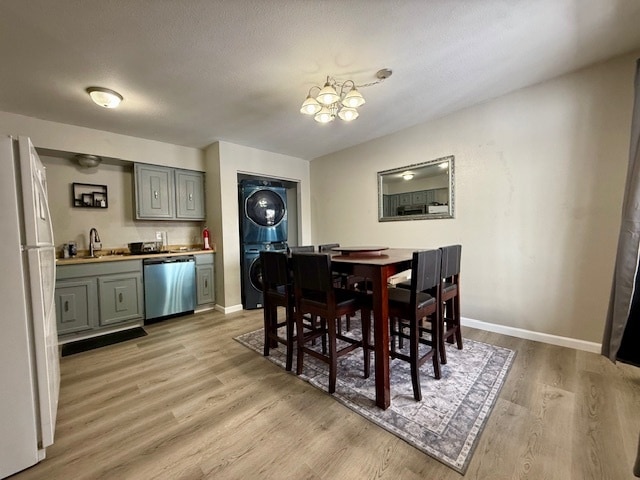 Dining/Kitchen - 2808 Iris Dr