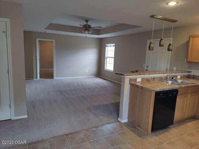 Foto del edificio - 4435 E Chipmunk Ln