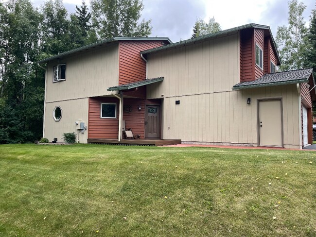 Building Photo - 18920 Eaglewood Loop