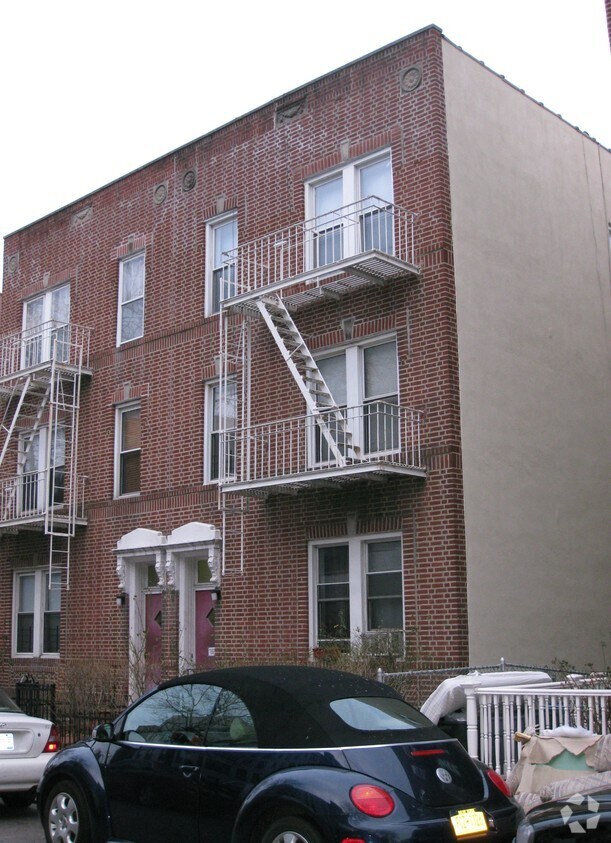 Primary Photo - 24-52 27th St