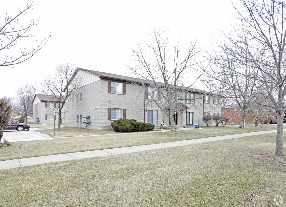 Primary Photo - Harbor House Apartments