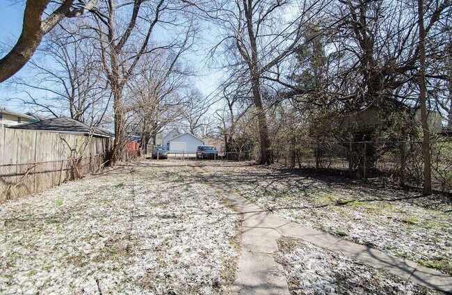 Foto del edificio - 1227 N Tacoma Ave