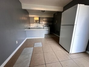 Building Photo - 1601 E Central Texas Expy