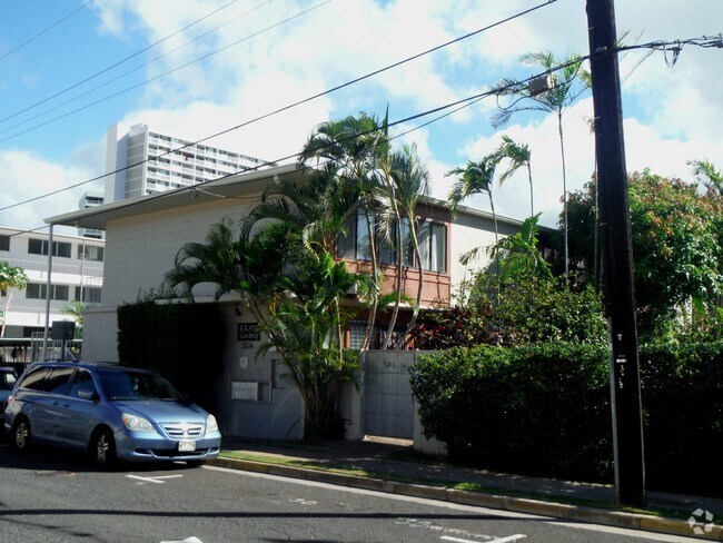 Building Photo - Iolani Gardens