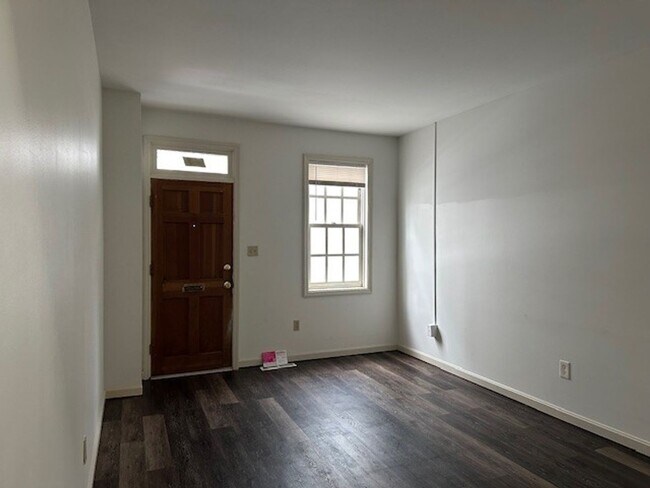 Foto del edificio - 246 Liberty St