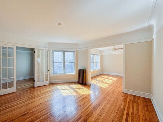 Foto del edificio - 3821 N Lawndale Ave