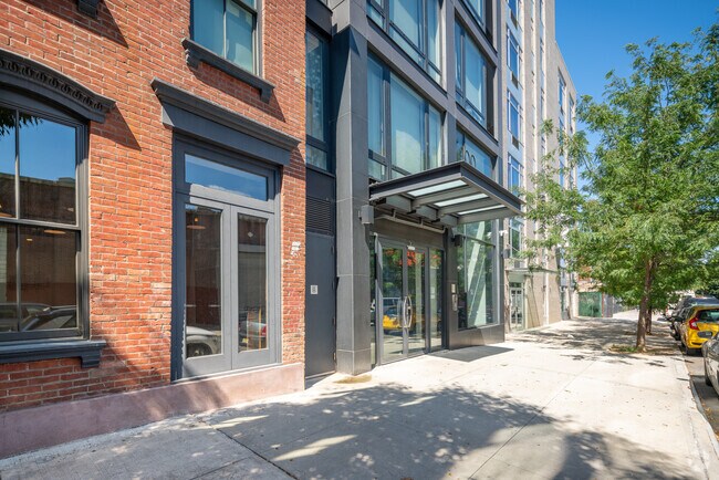 Entrance - 100 Steuben St