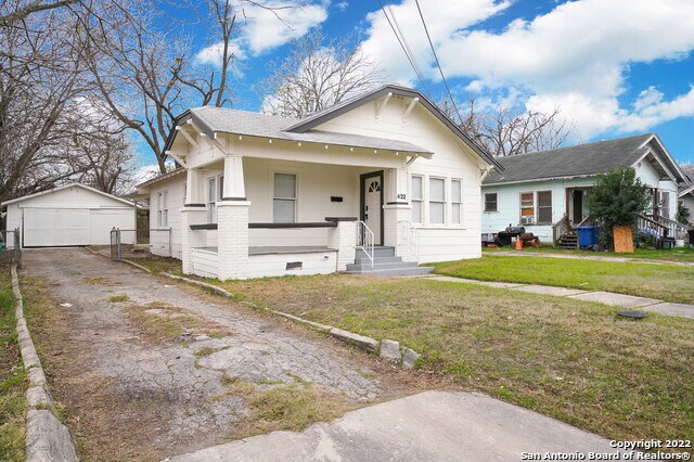 Building Photo - 422 Canton-