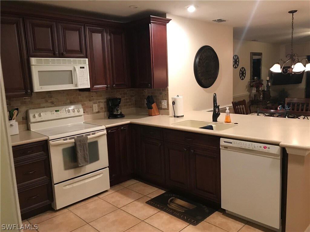 Fort Myers, 
                        , –