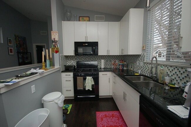 Building Photo - 3801 Avenue G