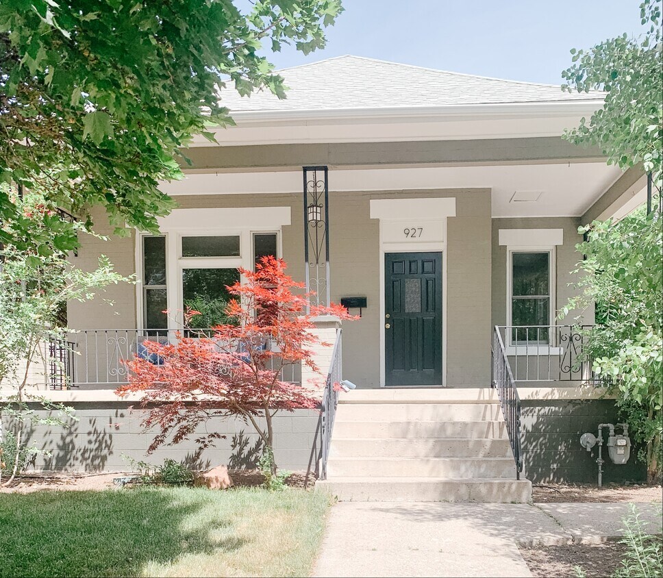 Foto principal - 927 S McClelland St