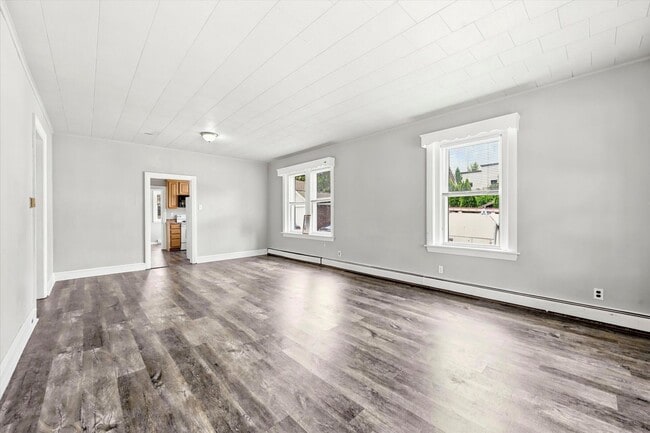 Building Photo - Student Rental next to WCU Campus | 3 Bed Single Family Home w/ Covered Front Porch, Yard & Basem...