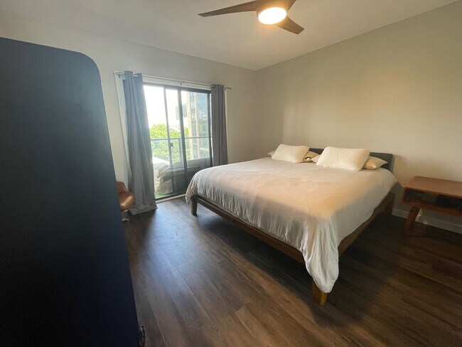 Dormitorio (1) - 1280 West Peachtree St