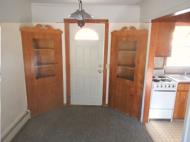 Building Photo - 719 Vincent Ct