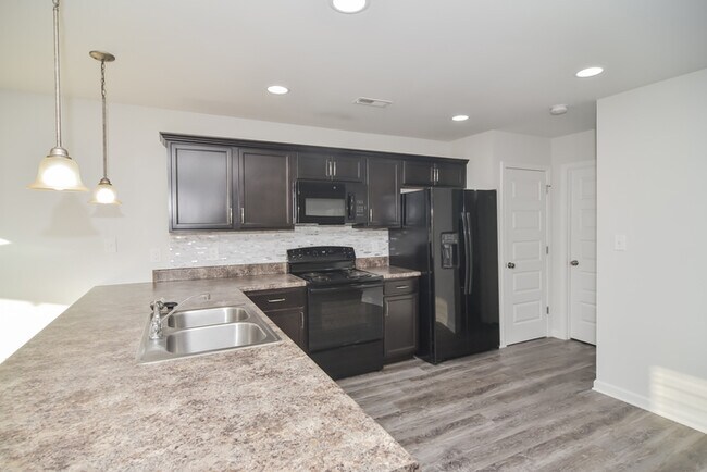 Foto del edificio - 173 Winstead Cir