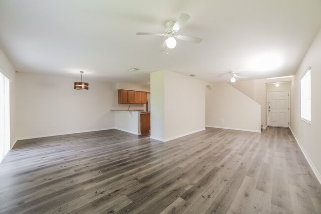 Foto del edificio - 10803 Summerton Dr
