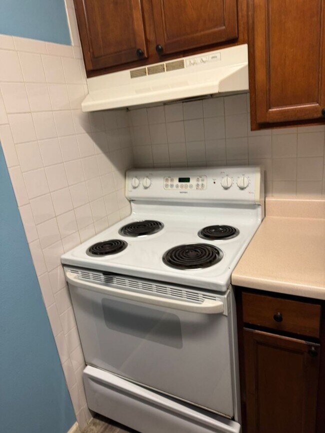 Foto del edificio - Charming 1BR Duplex in Saint Louis