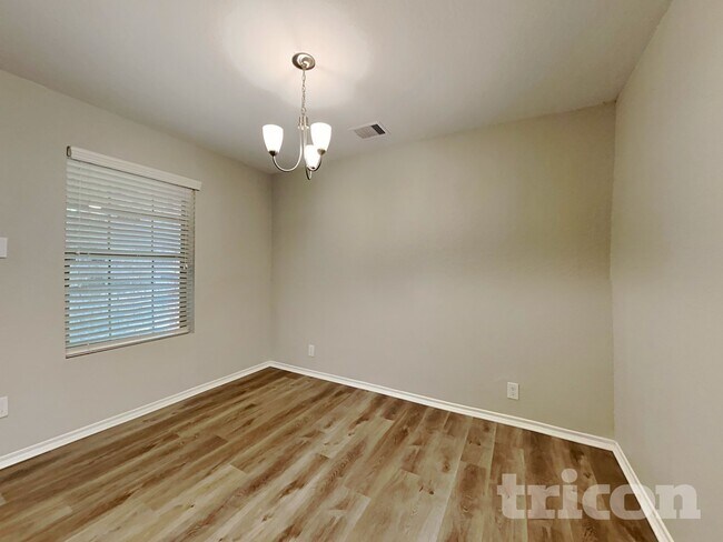 Foto del edificio - 1607 Katydid Ct