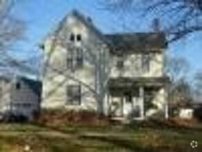 Building Photo - 822 Roosevelt St