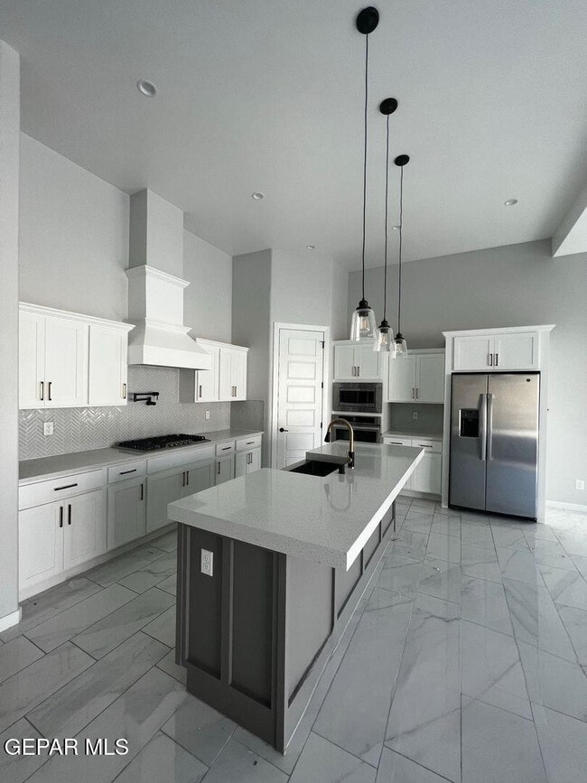 Foto del edificio - 713 Birmingham Pl