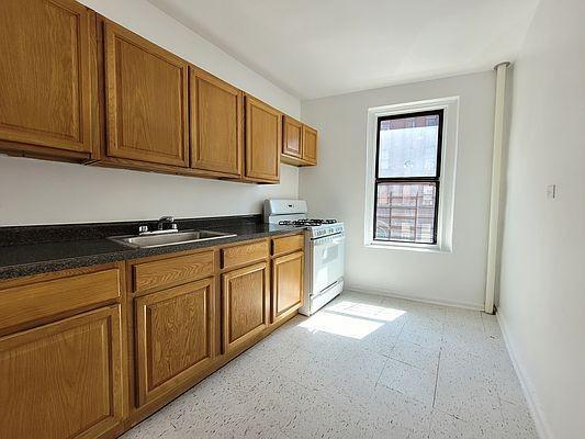 Foto del edificio - 1 bedroom in Bronx NY 10458