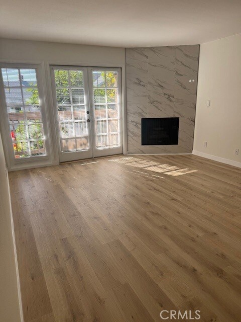 Foto del edificio - 1616 S Barrington Ave